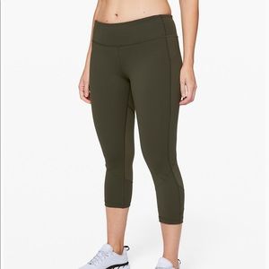Lululemon cropped high intensity legging